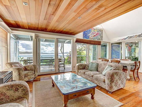 The Shack - Accommodation Batemans Bay 1