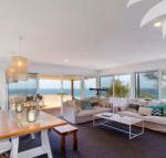 Ningaloo formerly Willows House - Accommodation Batemans Bay
