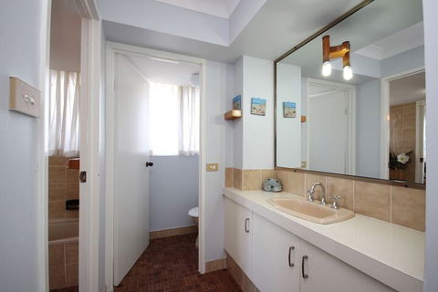 Pinnacle Unit 403 - Accommodation Batemans Bay 3