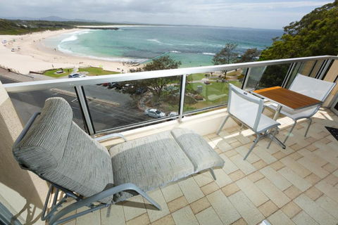 Beachpoint Unit 501 28 North Street - Accommodation Batemans Bay 1