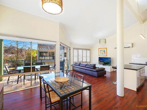 Watermark #25 25 / 4 Karla Avenue Terrigal - Accommodation Batemans Bay 5