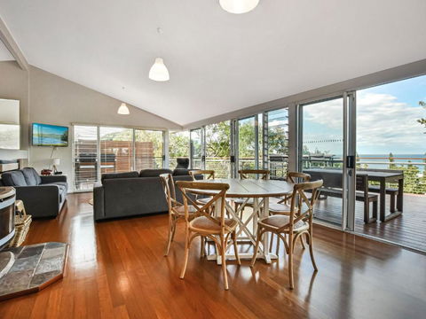 Duggan House - Accommodation Batemans Bay 2