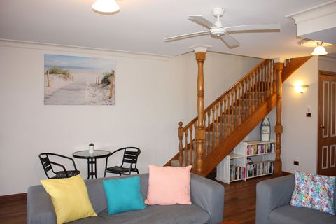 Birchgrove Terrace Unit 6 - Accommodation Batemans Bay 1