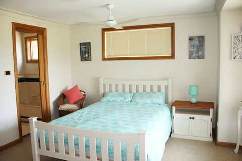 Birchgrove Terrace Unit 6 - Accommodation Batemans Bay 5