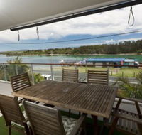 Waterline 202 - Accommodation Batemans Bay