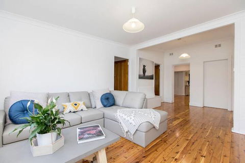 Stay At Meurant - Accommodation Batemans Bay 3