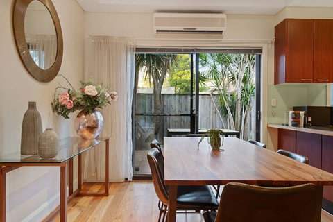 Tranquil & Spacious Home Near Shopping Mall - Accommodation Batemans Bay 5
