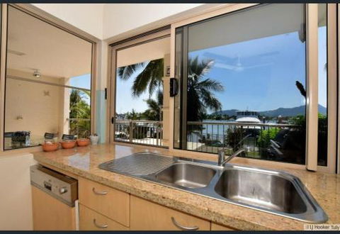 Poinciana Terraces - Accommodation Batemans Bay 2