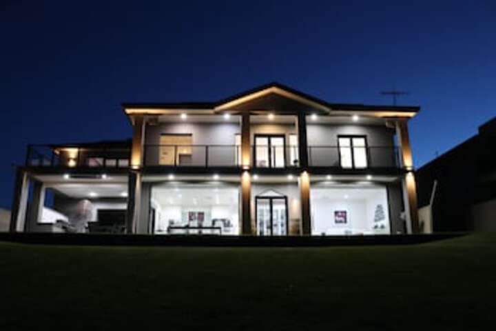 White Sands SA Accommodation Batemans Bay