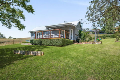 Hollow Tree Farm - Peace And Quiet On 30 Acres Right In Toowoomba - Accommodation Batemans Bay 2