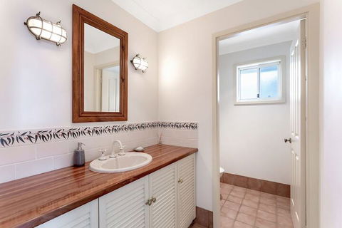 Birubi Lane 4 Anna Bay - Accommodation Batemans Bay 7