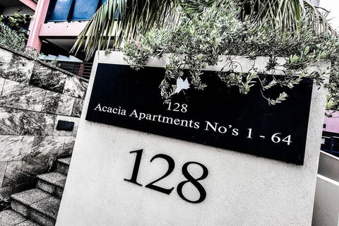 Two Bedroom Apt Next To Perth CBD With Parking. - Accommodation Batemans Bay 5