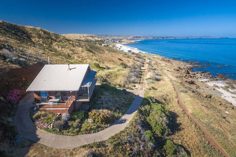 Cliffs End Beach Shack 105 Gold Coast Drive Carrickalinga - Accommodation Batemans Bay 3