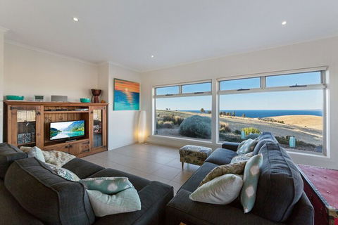 Fleurieu Coastal Retreat Lot 150 Myponga Beach Road - Accommodation Batemans Bay 5