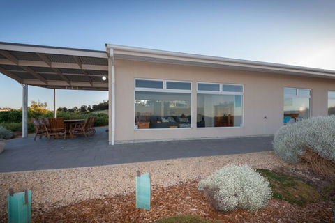 Fleurieu Coastal Retreat Lot 150 Myponga Beach Road - Accommodation Batemans Bay 3
