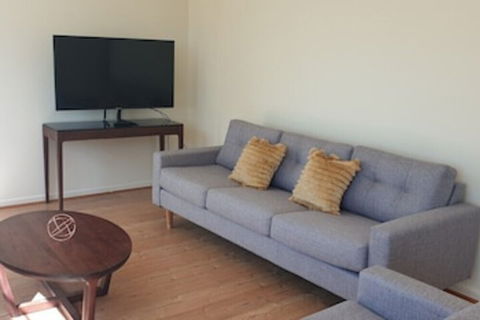 The Bay Apartment - Accommodation Batemans Bay 0