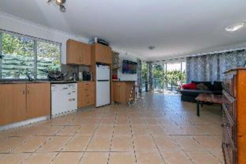 Sunset Towers Unit 3 / 25 Donald Street - Accommodation Batemans Bay 2