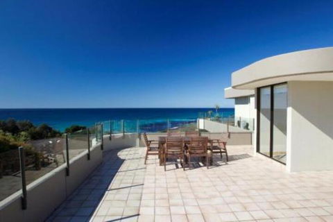 Pinnacle Unit 701 45 49 Head Street - Accommodation Batemans Bay 2