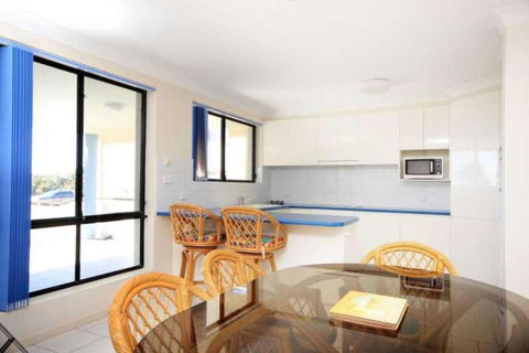 Hi Surf Unit 1 92 Head St. Forster - Accommodation Batemans Bay 1