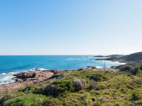 Portovenere Fishermans Bay - Accommodation Batemans Bay 2