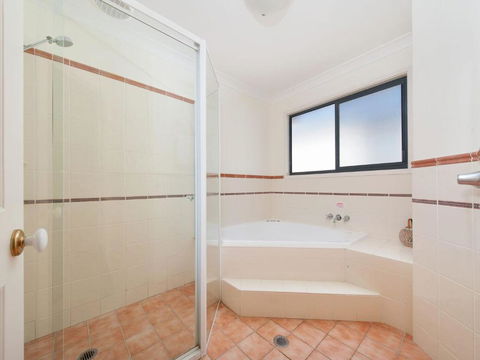 Portovenere Fishermans Bay - Accommodation Batemans Bay 4