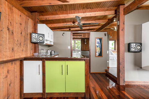 Daintree Holiday Homes La Vista - Accommodation Batemans Bay 3