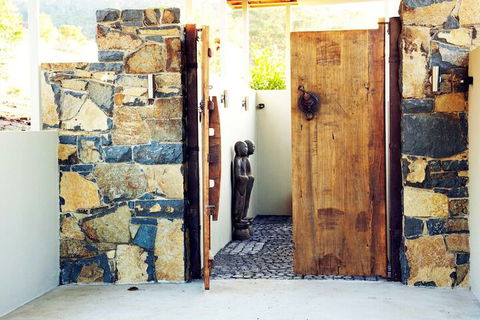 Dragonfly Lodge - Accommodation Batemans Bay 1