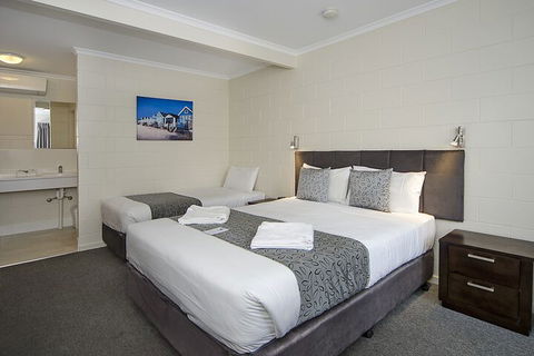 Victor Harbor City Inn - Accommodation Batemans Bay 2
