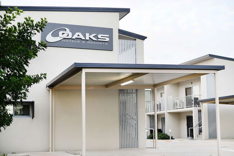 Oaks Middlemount Suites - Accommodation Batemans Bay 3