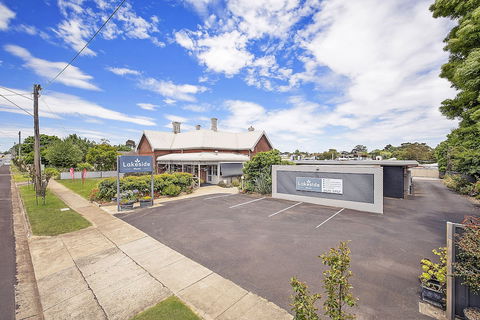 Hamilton Lakeside Motel - Accommodation Batemans Bay 0