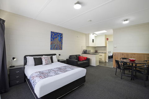 Hamilton Lakeside Motel - Accommodation Batemans Bay 5