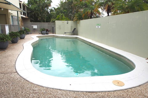 Le Court Villas - Accommodation Batemans Bay 2