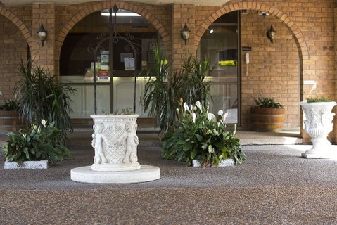 Cumberland Motor Inn - Accommodation Batemans Bay 0