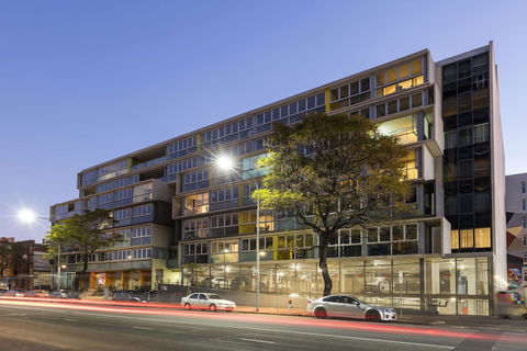 IStay Precinct Adelaide - Accommodation Batemans Bay 1