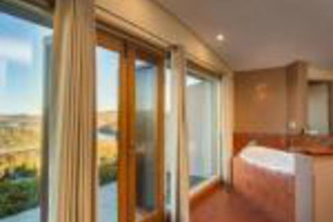 Eagle View Escape - Accommodation Batemans Bay 0