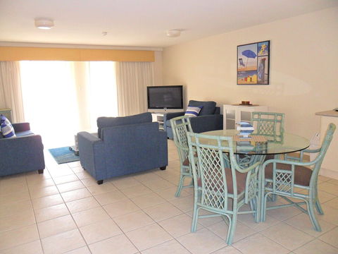 Nelson Bay Breeze Holiday Apartments - Accommodation Batemans Bay 6