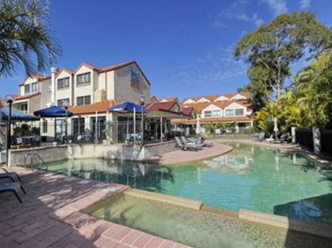 Nelson Bay Breeze Holiday Apartments - Accommodation Batemans Bay 1