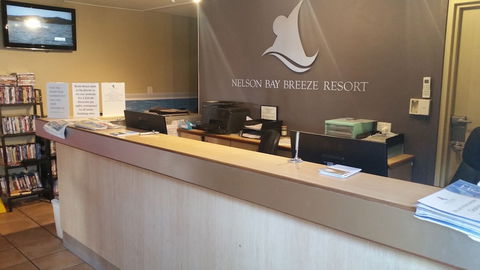 Nelson Bay Breeze Holiday Apartments - Accommodation Batemans Bay 4
