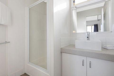 RACV Cobram Resort - Accommodation Batemans Bay 2