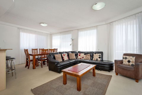 Kirra Beach Apartments - Accommodation Batemans Bay 4