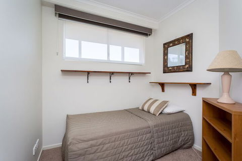 Kirra Beach Apartments - Accommodation Batemans Bay 6
