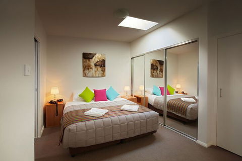Charlestown Executive Apartments - Accommodation Batemans Bay 7