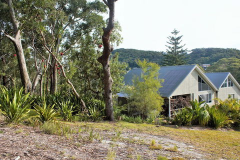 Nelson Bay Bed & Breakfast - Accommodation Batemans Bay 4