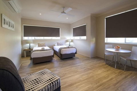 Marty's @ Little Beach - Accommodation Batemans Bay 7