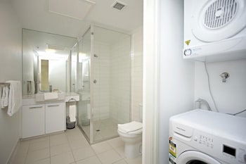 Astra Apartments - Docklands - Accommodation Batemans Bay 1