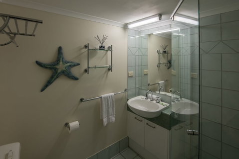 Centrepoint Holiday Apartments - Accommodation Batemans Bay 3