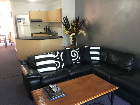 Bella Mare Beachside Apartments - Accommodation Batemans Bay 3