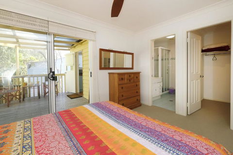 SPINNAKER 1 - Accommodation Batemans Bay 3