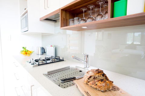 Lilypad Luxury Cabins - Accommodation Batemans Bay 2
