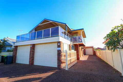 Anglers Abode - Accommodation Batemans Bay 0